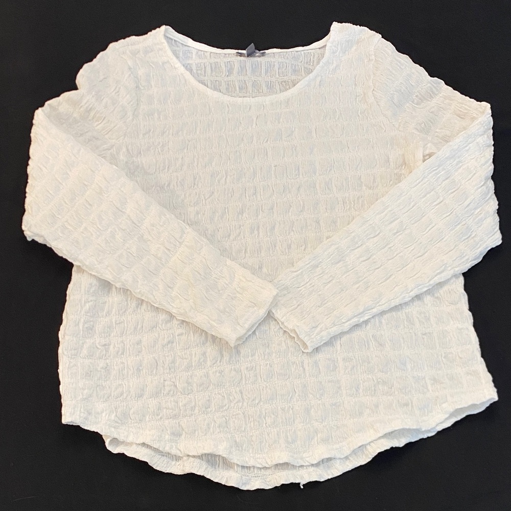 Chic White Textured Long Sleeve Top